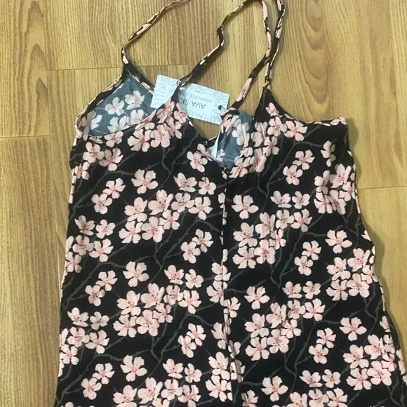 NWT Ava Sky Jumper Haiku Raven Sakura. Size small - Picture 7 of 7